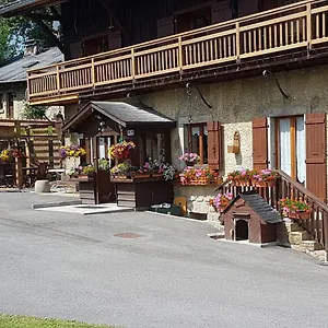  Bed & Breakfast La Ferme Du Mont-blanc Frankrike