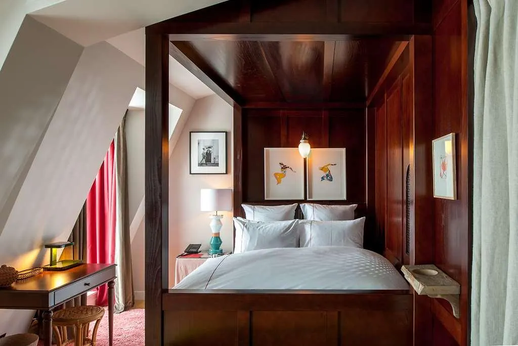 Experimental Marais Hotell Paris 5*,